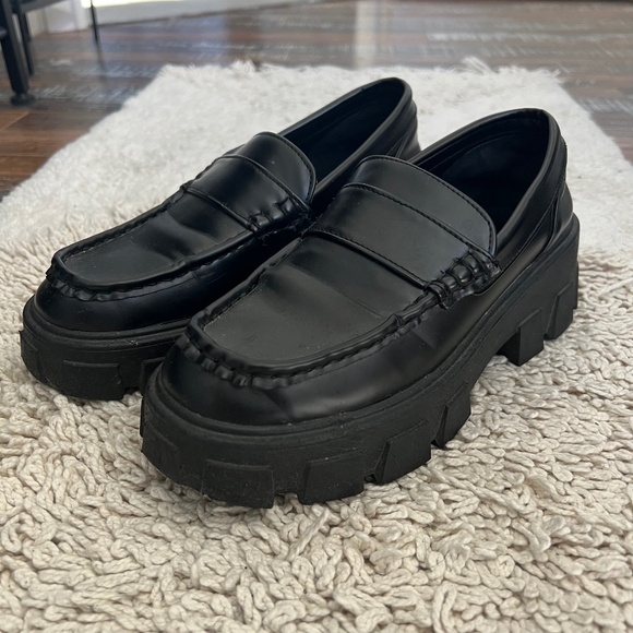 Olivia Miller Mikayla Flats - Picture 1 of 7